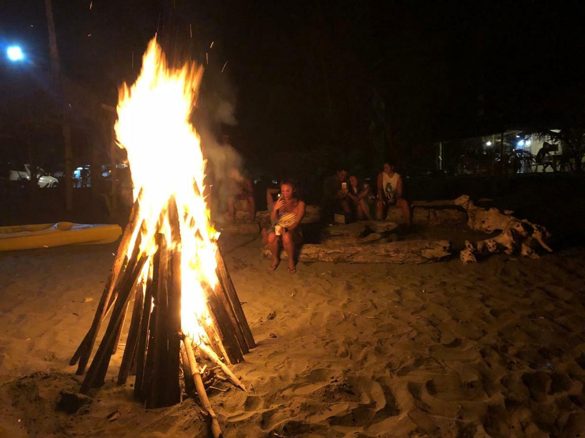 מלון באלר North Shore Surf Camp מראה חיצוני תמונה